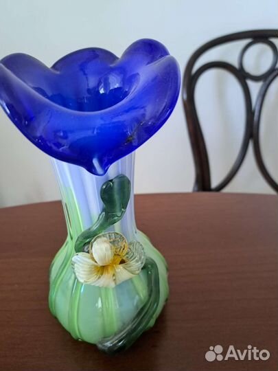 Ваза для цветов СССР из цветного стекла