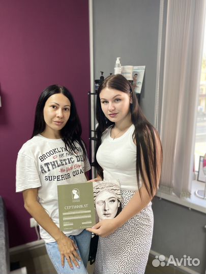 Обучение наращиванию ресниц