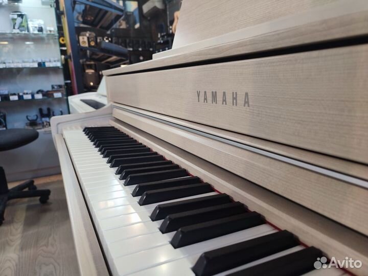 Цифровое пианино Yamaha CLP-735WA