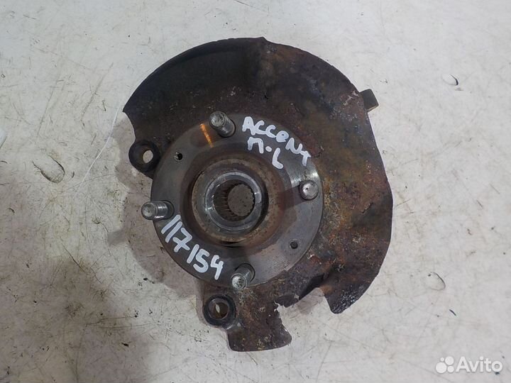 Кулак поворотный передний левый Hyundai Accent