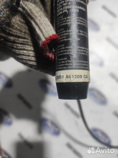 Преднатяжитель ремня безопасности передний левый