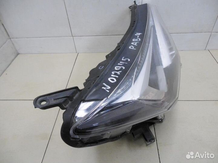 Фара правая RAV 4 2013