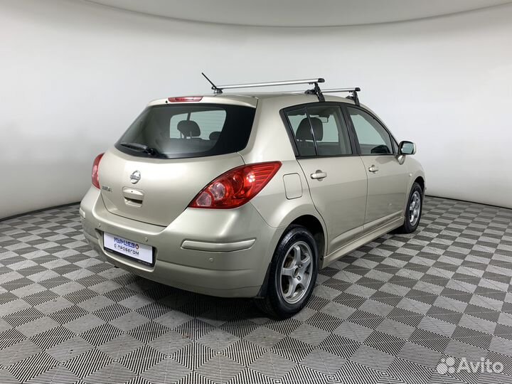 Nissan Tiida 1.6 AT, 2010, 135 661 км