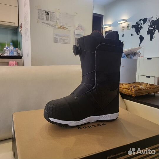 Продам сноубордические ботинки новые