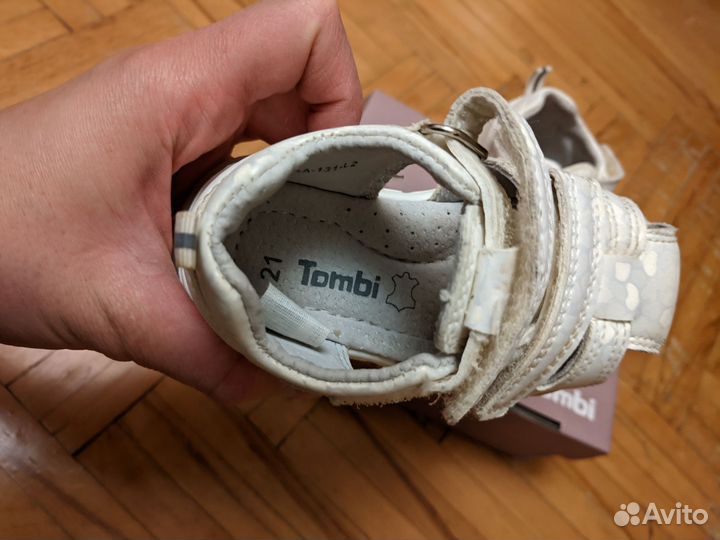 Сандалии для девочки Tombi