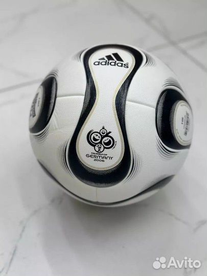 Футбольный мяч adidas teamgeist WorldCup 2006ориг