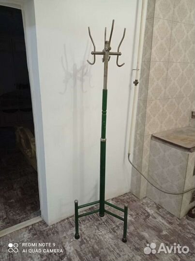 Вешалка напольная