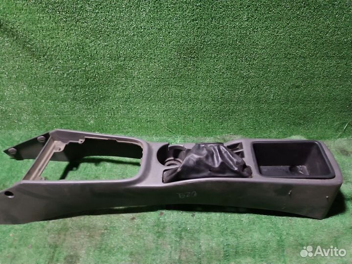 Консоль Kia Spectra I рестайлинг 2 (2004—2011)