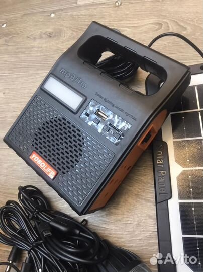 Солнечная батарея-фонарь Yobolife