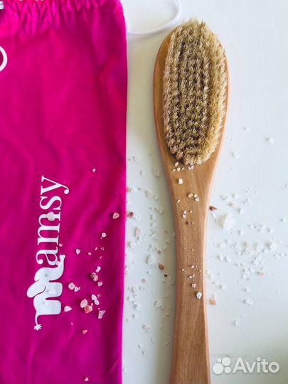 Массажная щетка для тела