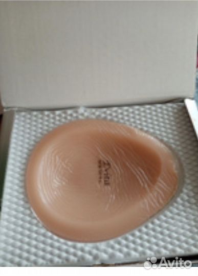 Протез молочной железы