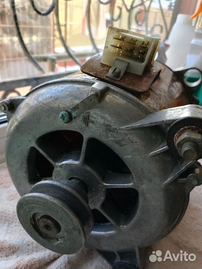 Электродвигатель от стиральной машины Вятка