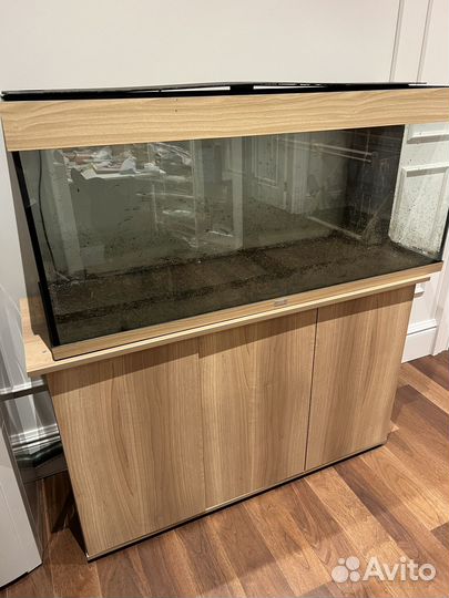 Продам аквариум Jewel 240 литров