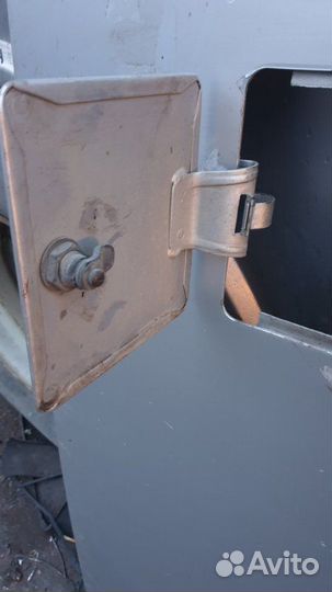 Люк отсека. Higer 6129 АВТОБУС isle340.30 2007