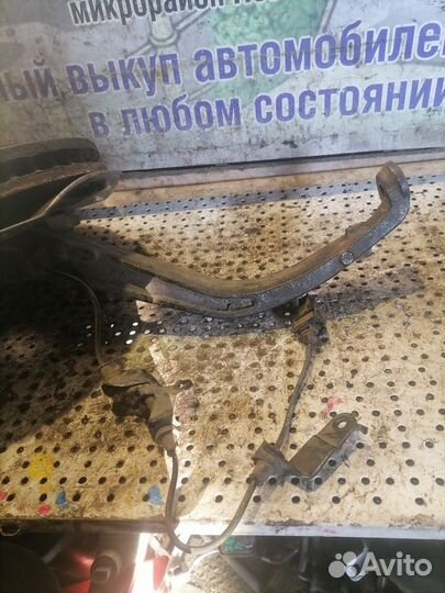 Кулак поворотный передний левый Honda Accord