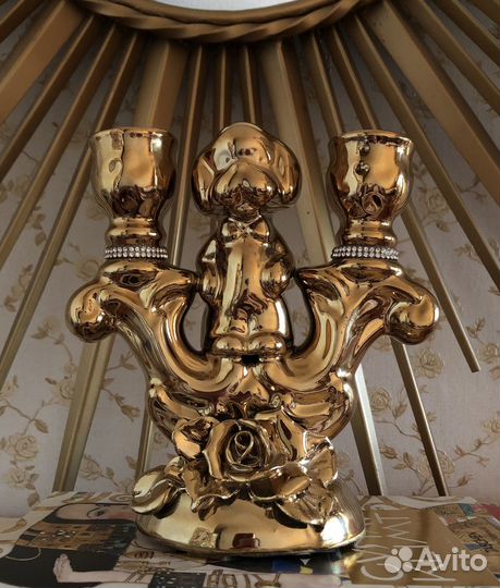 Подсвечник золотой новый со стразами