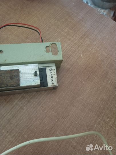 Электрозамок