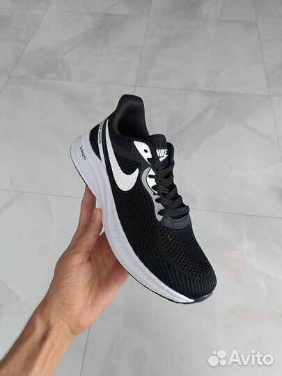 Кроссовки Nike zoom