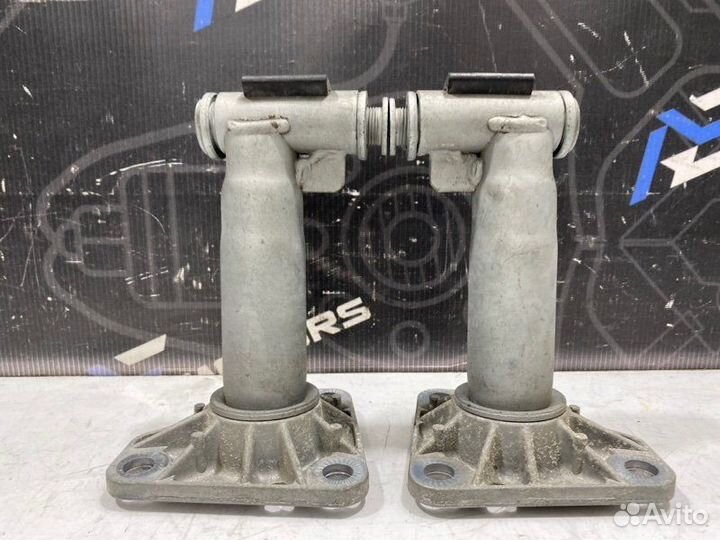 Кронштейн усилителя бампера Audi A6 Allroad C5 BES