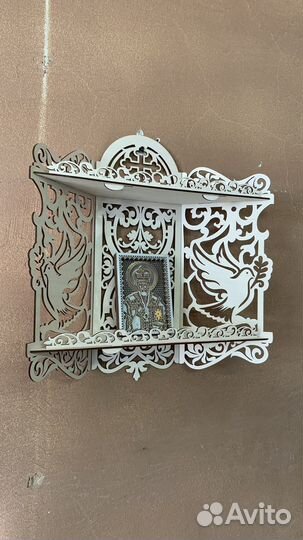 Угловой иконостас