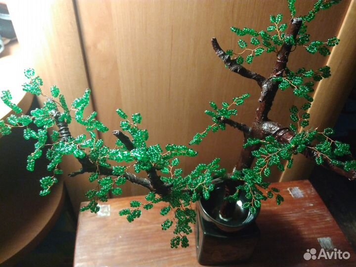 Дерево- бонсай из бисера