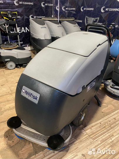 Поломоечная машина Nilfisk 651