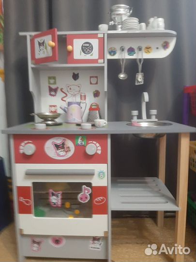 Игрушечная кухня