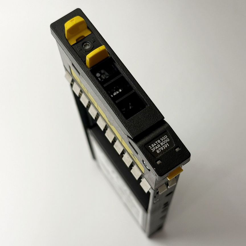 [AREA3840S5XNNTRI] Hpe Ssd 3.84tb 12 Гб/С Sas 2,5” Area3840s5xnntri