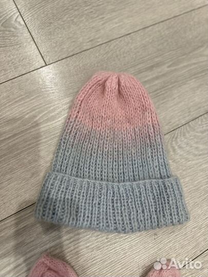Продам набор: Варежки и шапка розово-голубая