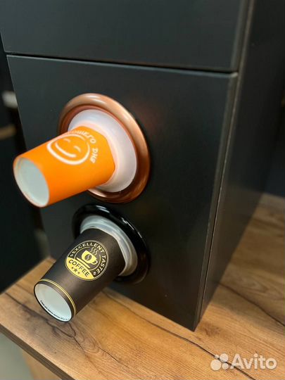 Диспенсер для стаканов