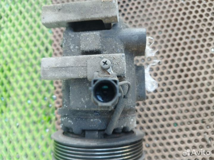 Компрессор кондиционера Hyundai Solaris