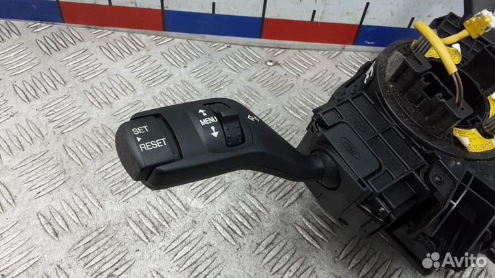 Переключатель поворотов подрулевой Ford Focus/Focu