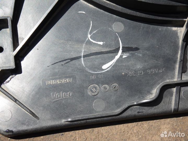 Дифузор вентилятора в сборе Ниссан Кашкай