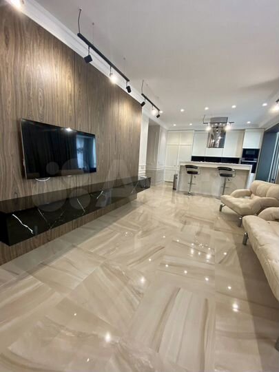 2-к. квартира, 90 м², 10/24 эт.