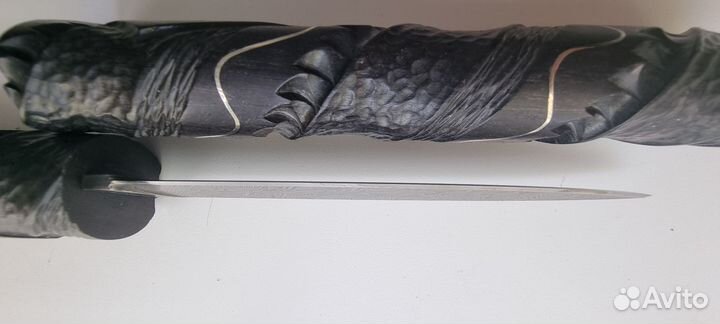 Нож ручной работы. Дамаская сталь.Дерево грап