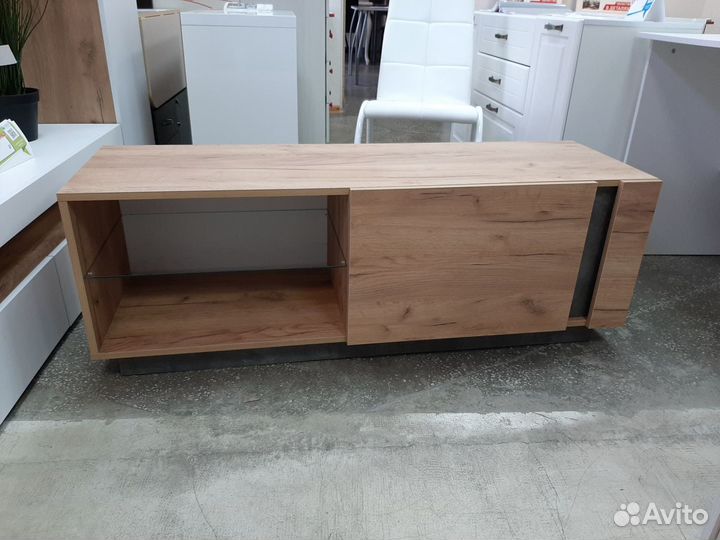 Тумба тв 1,3 м дуб золотой