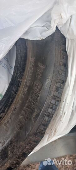 Yokohama Ice Guard Stud IG55 215/55 R16