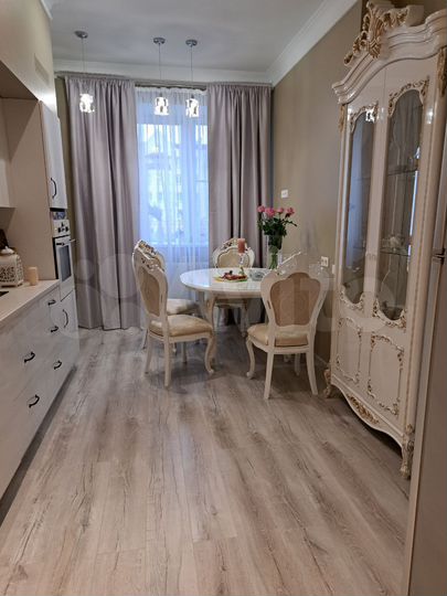 3-к. квартира, 88 м², 2/4 эт.