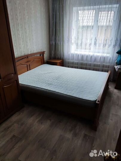 Кровать двухспальная с матрасом бу