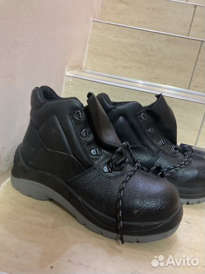 Ботинки специальные