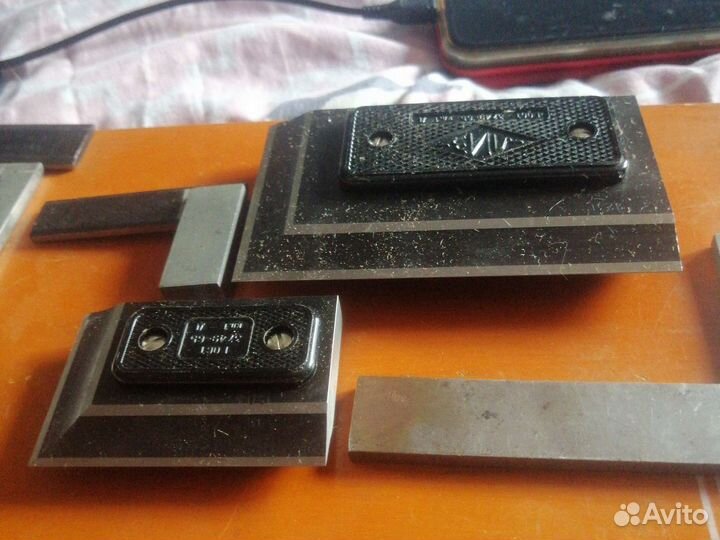 Угольник поверочные. Уровень слесарный
