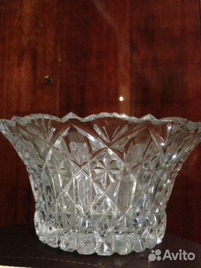 Ваза хрустальная