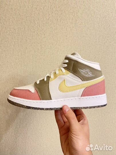 Кроссовки Jordan 1 Mid “Pastel Vivid Green Grind”