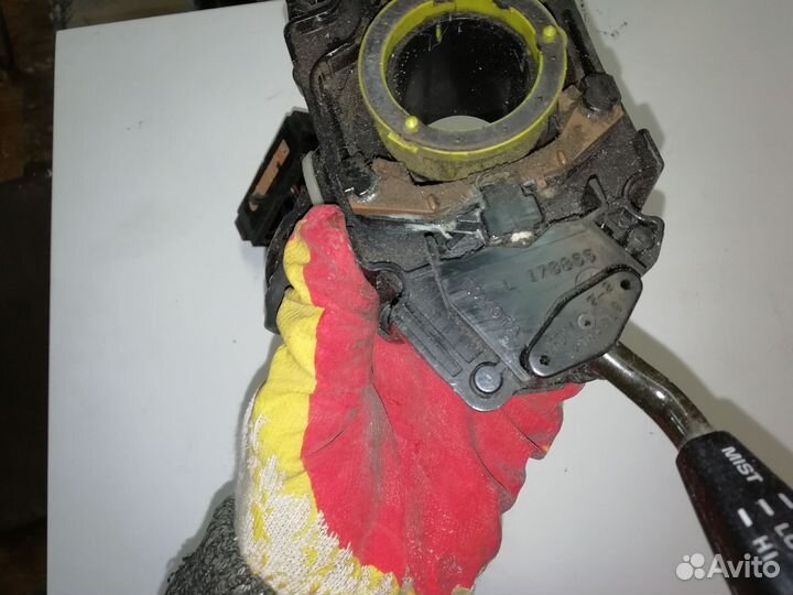 Подрулевой переключатель Toyota carina e