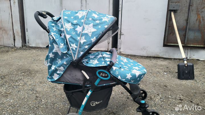 Прогулочная коляска