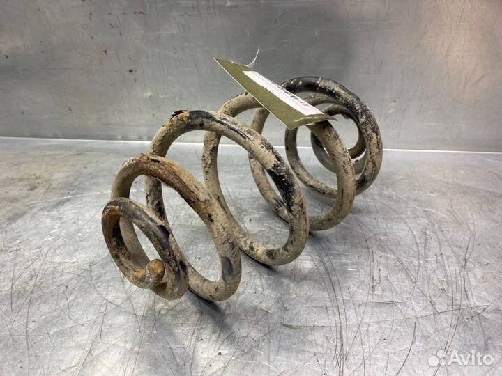 Пружина задняя Volkswagen Passat B5 1996-2000