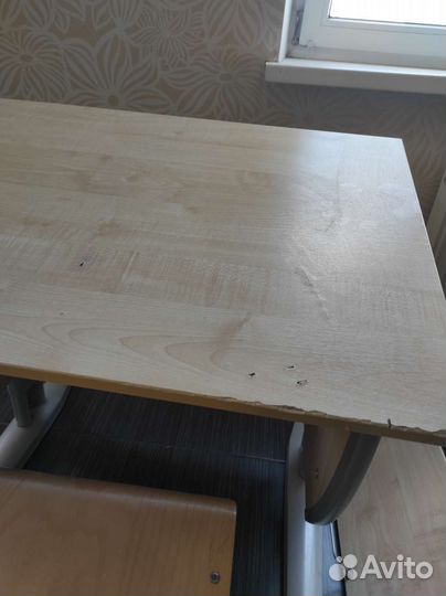 Растущая парта и стул бу деми