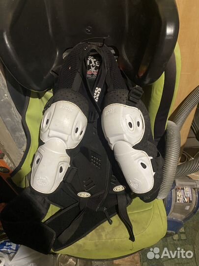 Панцирь для мотокросса