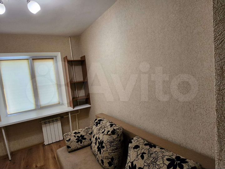 Комната 9,3 м² в 6-к., 2/5 эт.