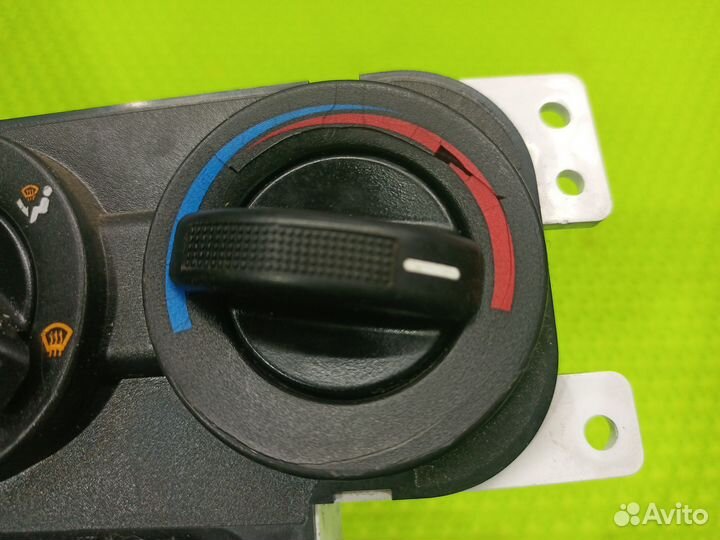 Блок управления отопителем Kia Spectra 2009 Седан